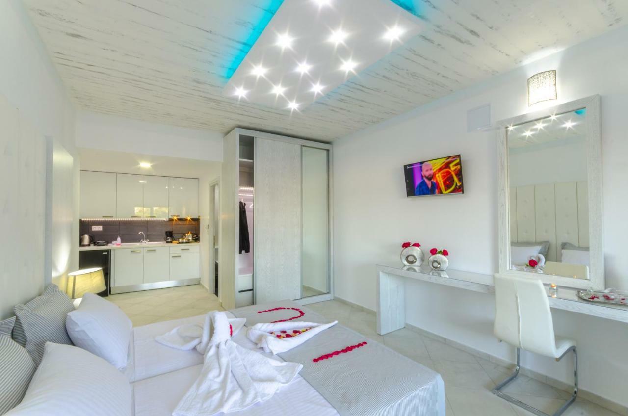 Ftelia Luxury Studio "Quattro" Мегали Амос Екстериор снимка